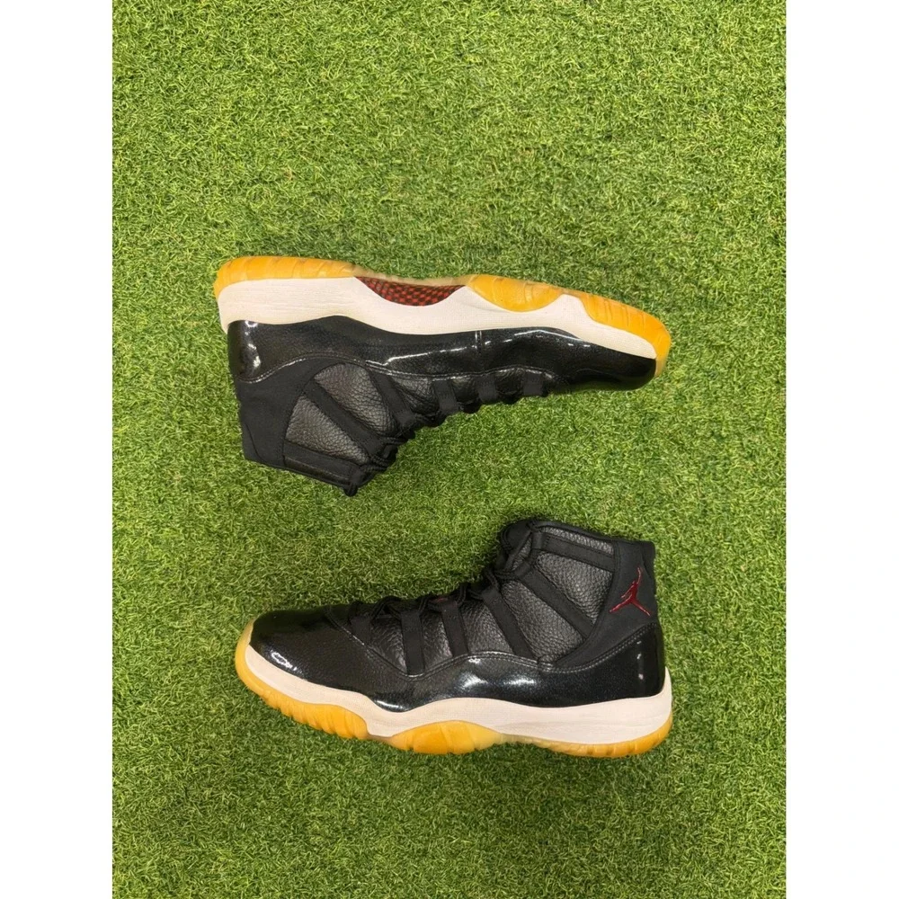 Air Jordan 11 Retro 72-10 Black Gym Red White 378037-002 Mens Size 11 Basketball